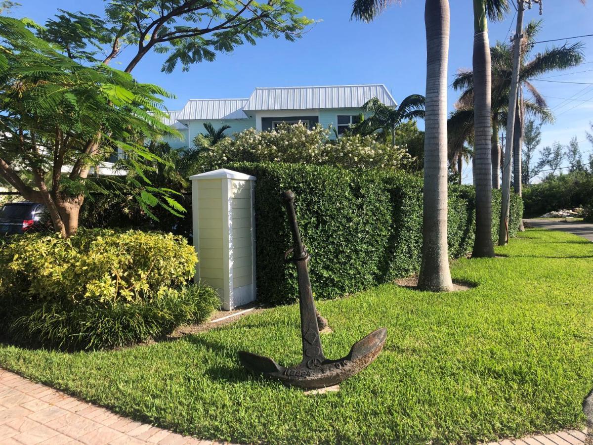 Dolphin Cove (Adults Only) Vila Freeport Exterior foto