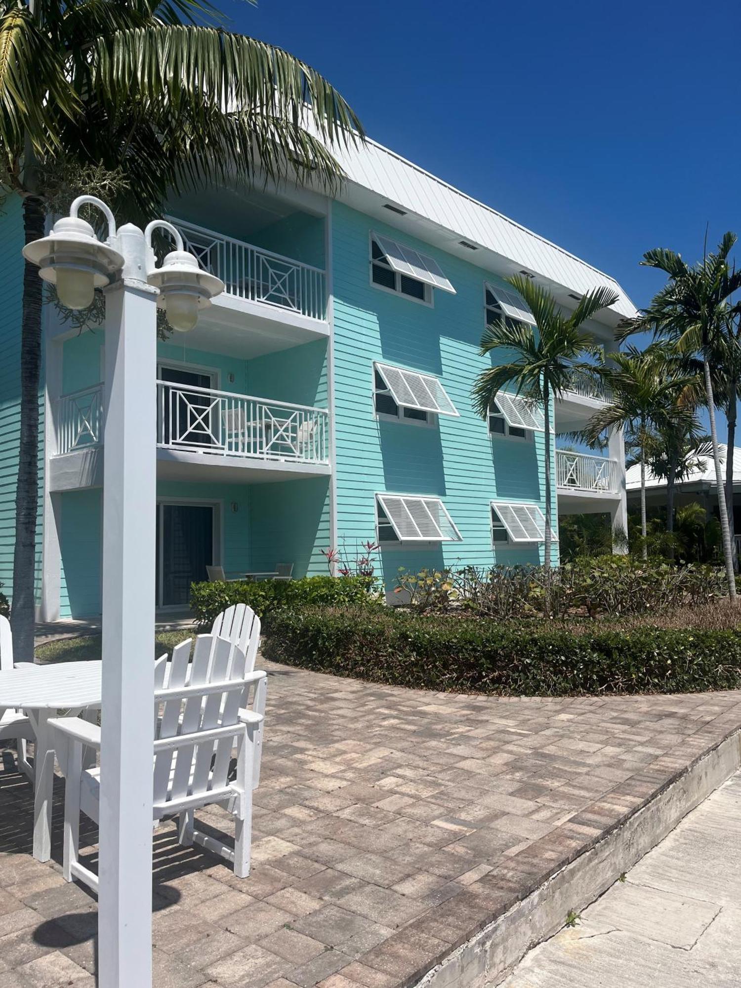 Dolphin Cove (Adults Only) Vila Freeport Exterior foto