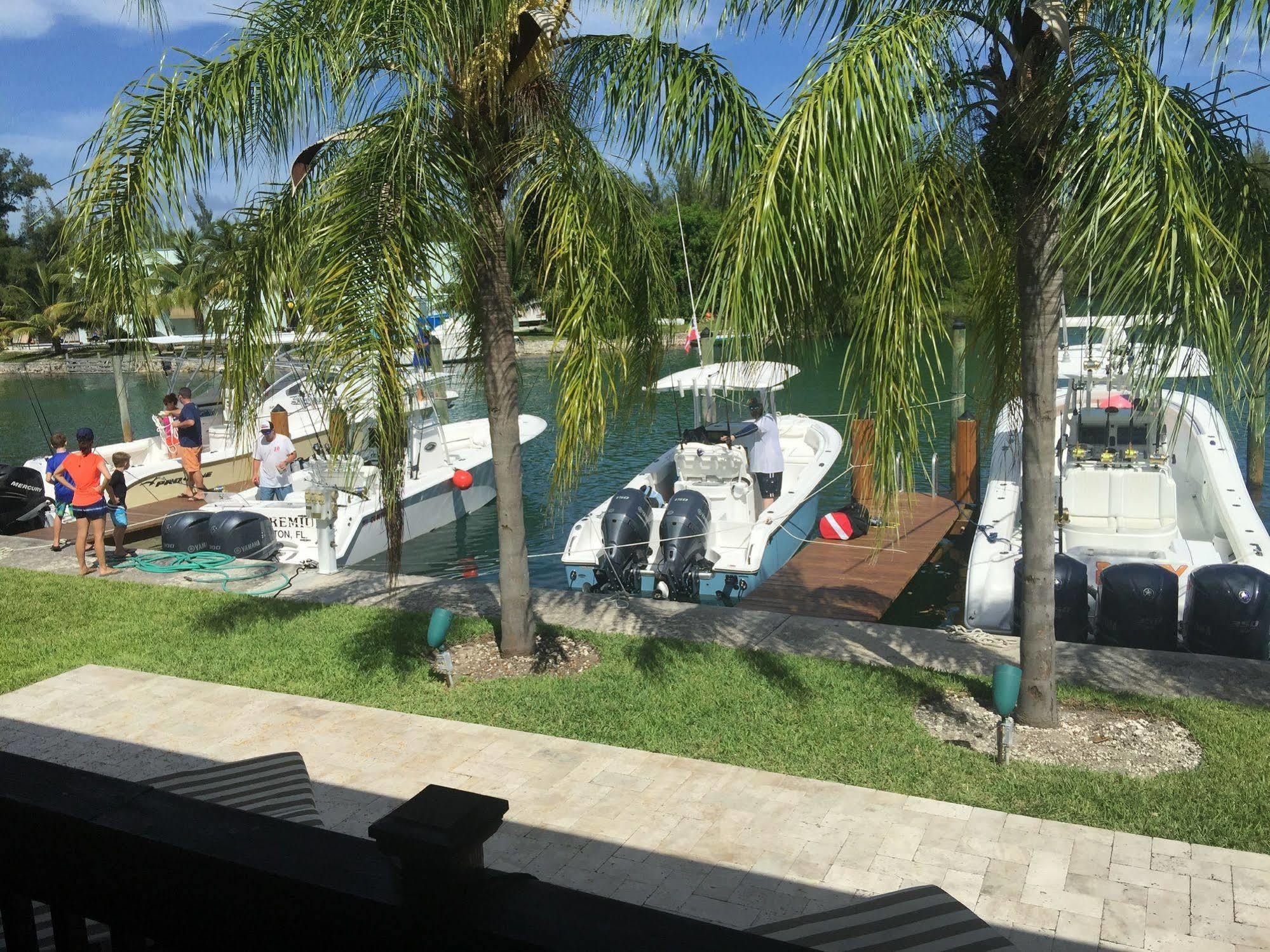 Dolphin Cove (Adults Only) Vila Freeport Exterior foto